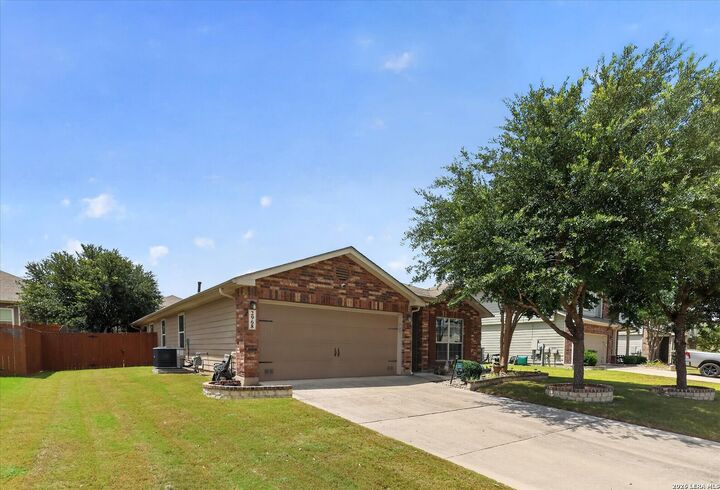 Property Photo:  2968 Mistywood Ln  TX 78108 