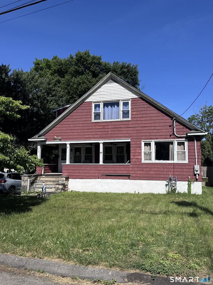 Property Photo: 24 Lindsey Avenue CT 06905