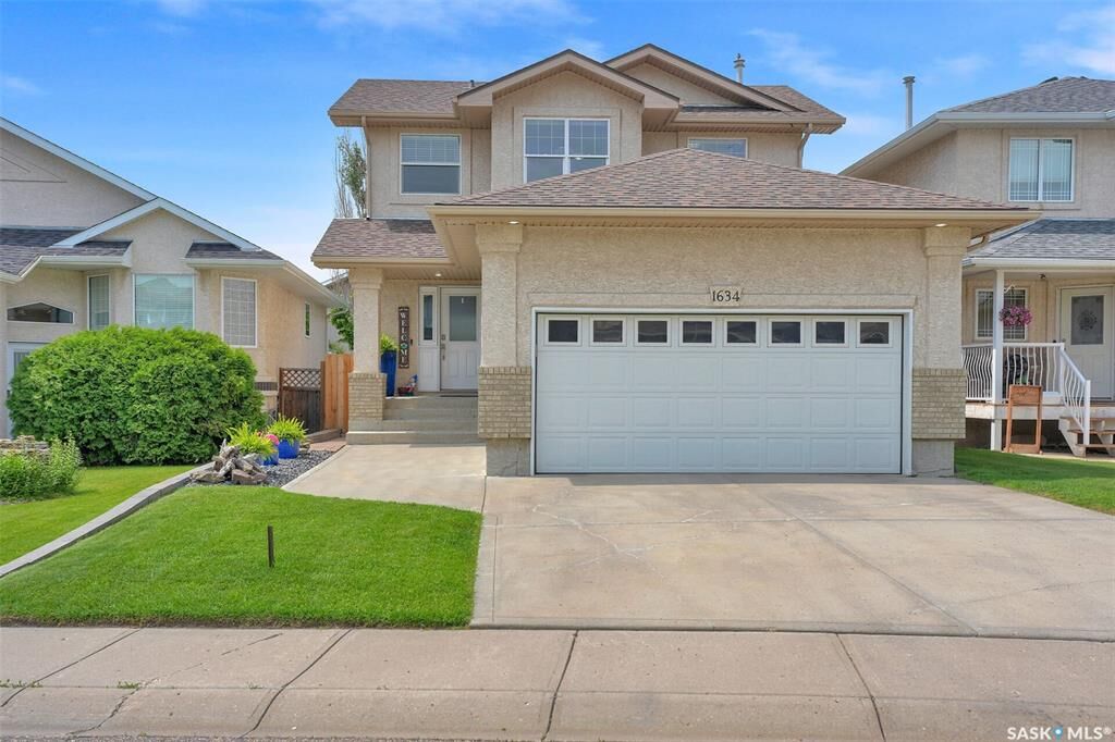 Property Photo:  1634 Wingert Drive N  SK S4X 4P9 