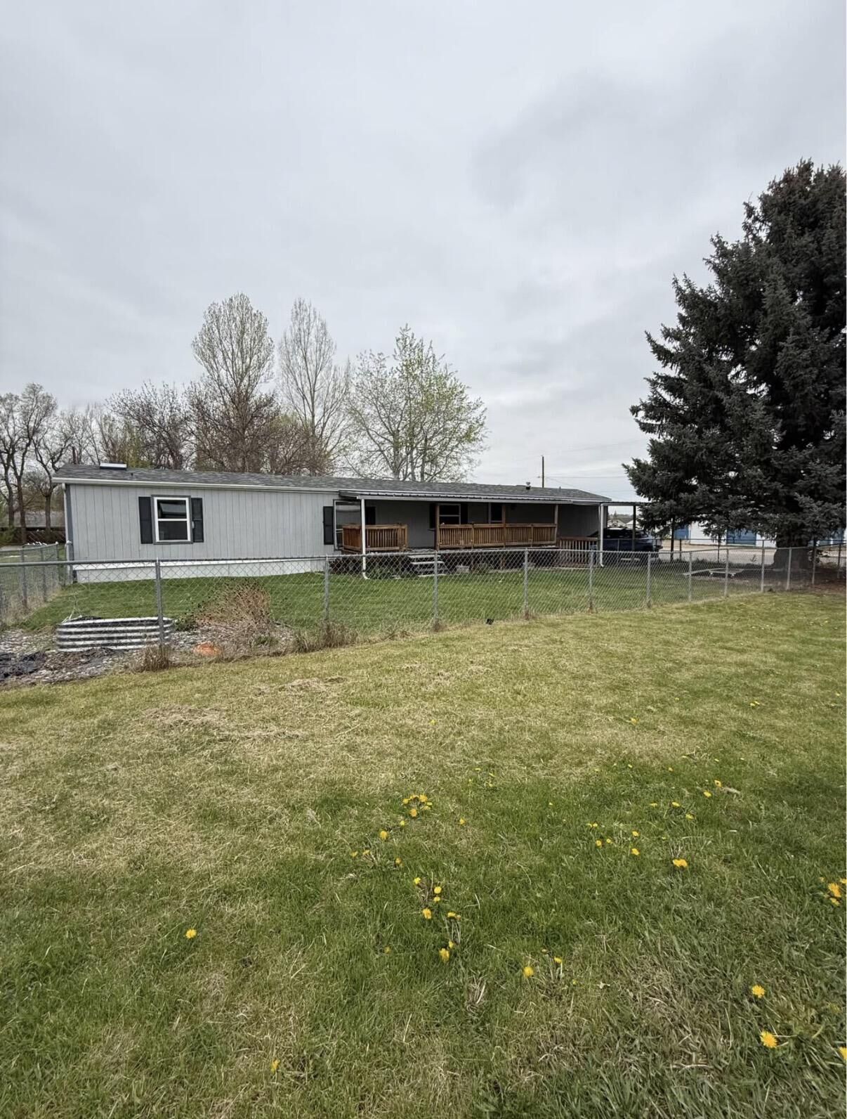 Property Photo: 1116 4th Avenue 44 WY 82801