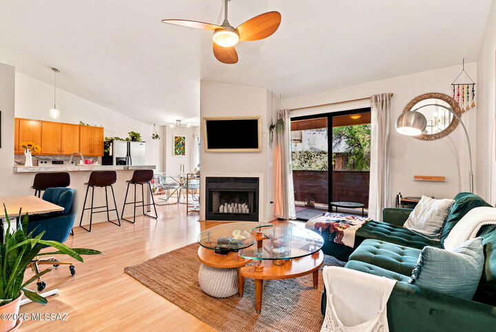 Property Photo: 1718 W Park Wood Lane 181 AZ 85746