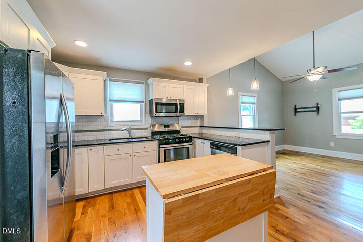 Property Photo: 410 Bledsoe Avenue NC 27601