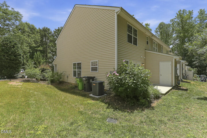 Property Photo:  228 Harbor Haven Drive  NC 27502 