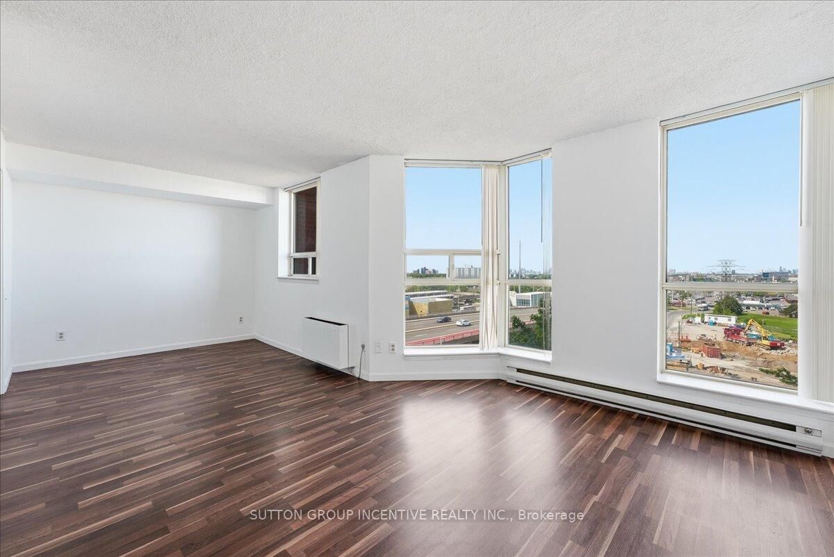Property Photo: 2460 Eglinton Avenue E 817 ON M1K 5J7