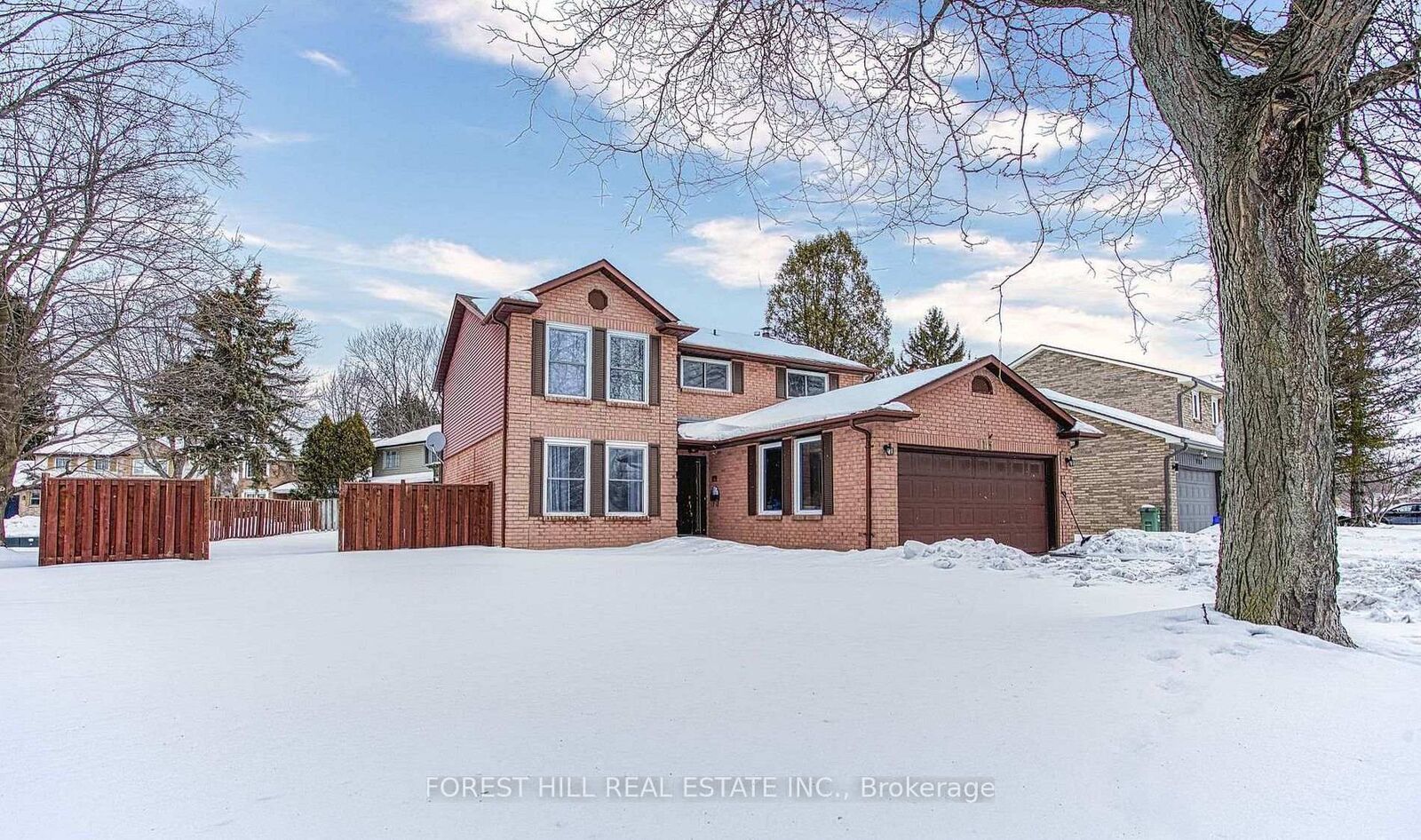 Property Photo: 115 Amberly Boulevard Room 1 ON L9G 3V2