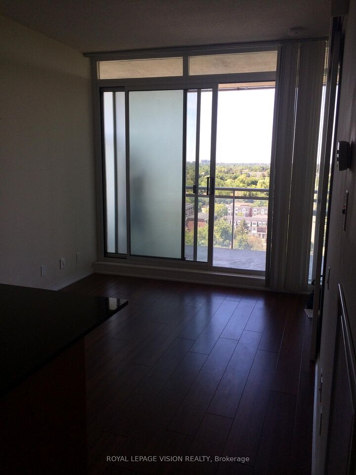 Property Photo: 30 Canterbury Place 1708 ON M2N 0B9