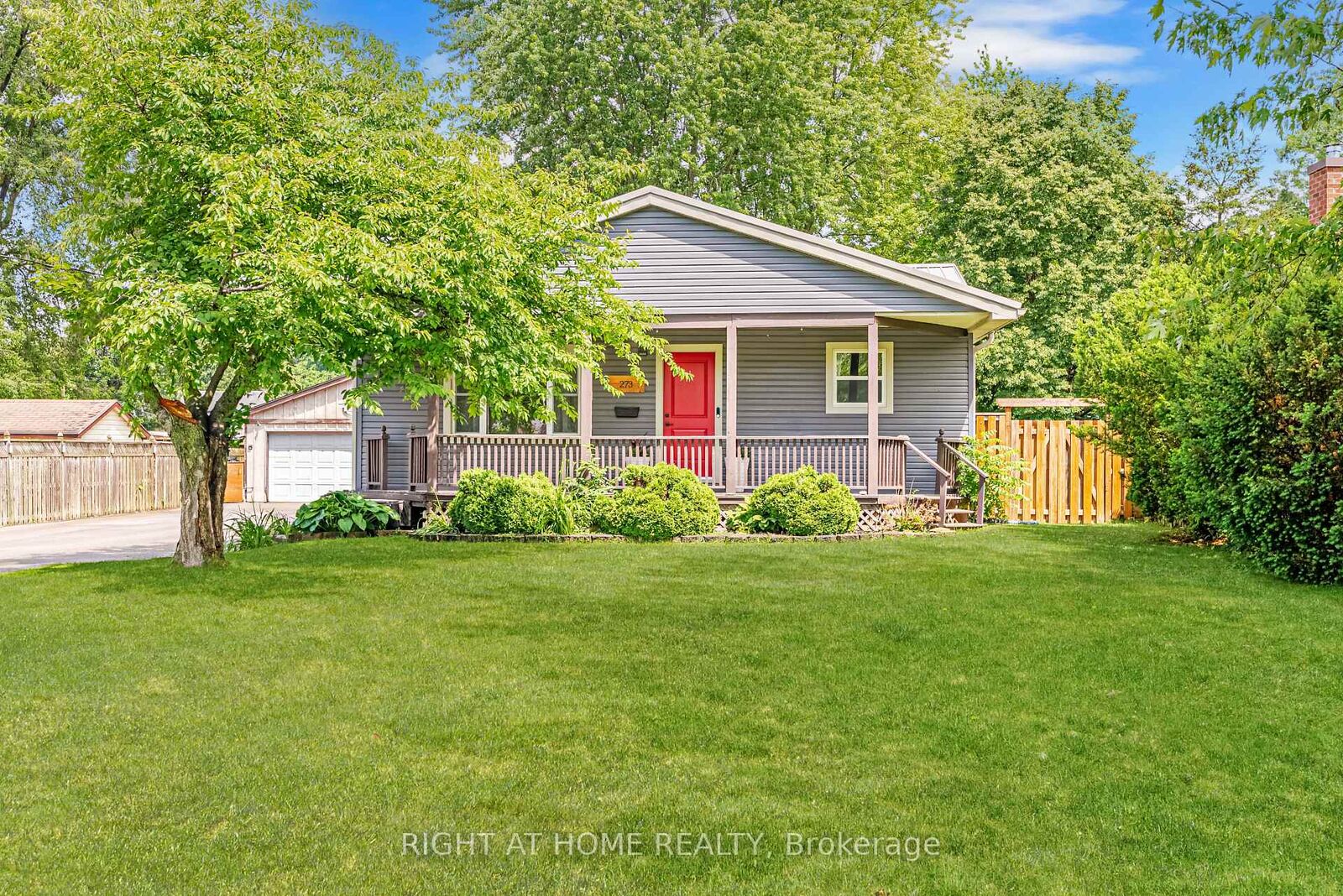 Property Photo:  273 Alma Street  ON N5P 3B9 