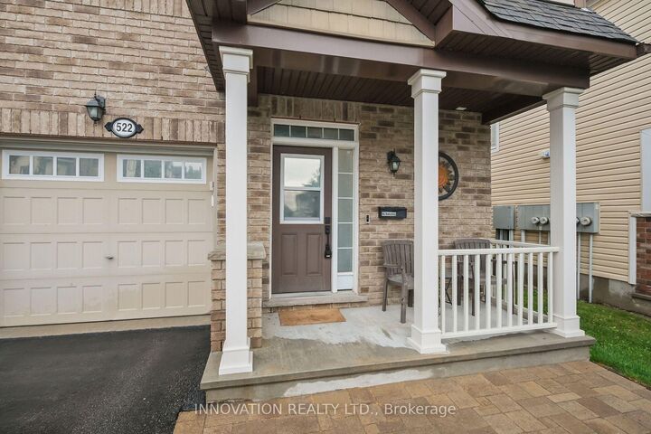 Property Photo: 522 Meadowcreek Circle ON K2M 0J9
