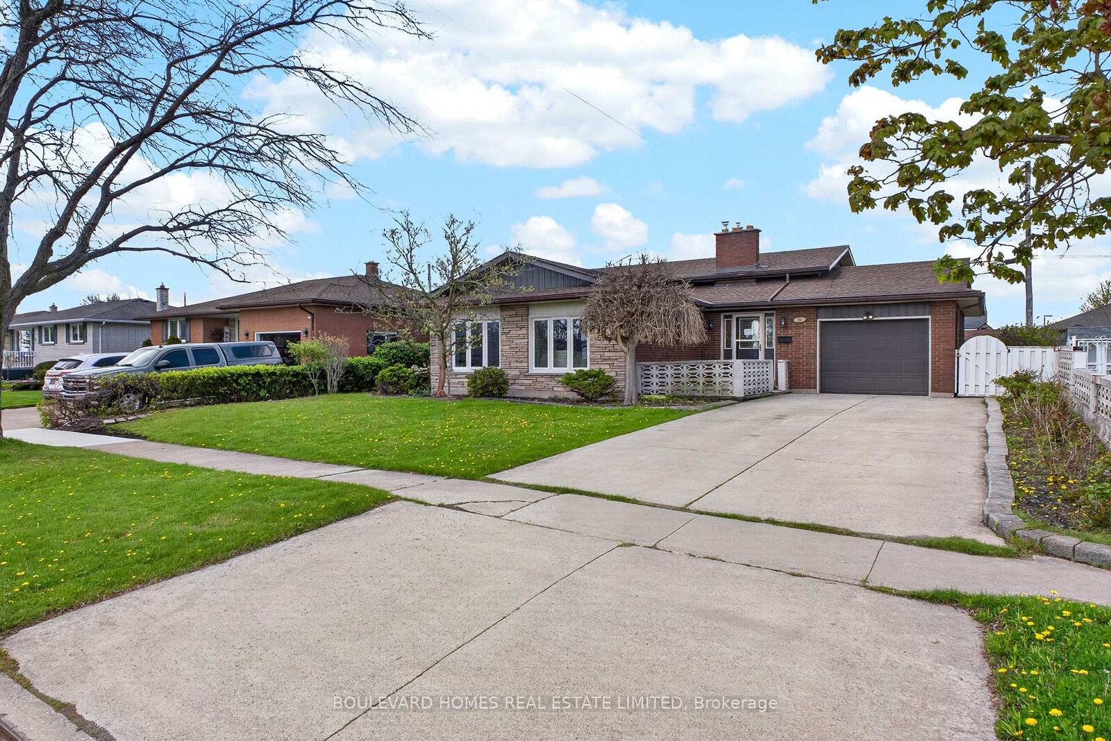 Property Photo: 66 Watt Avenue ON L3B 1J3