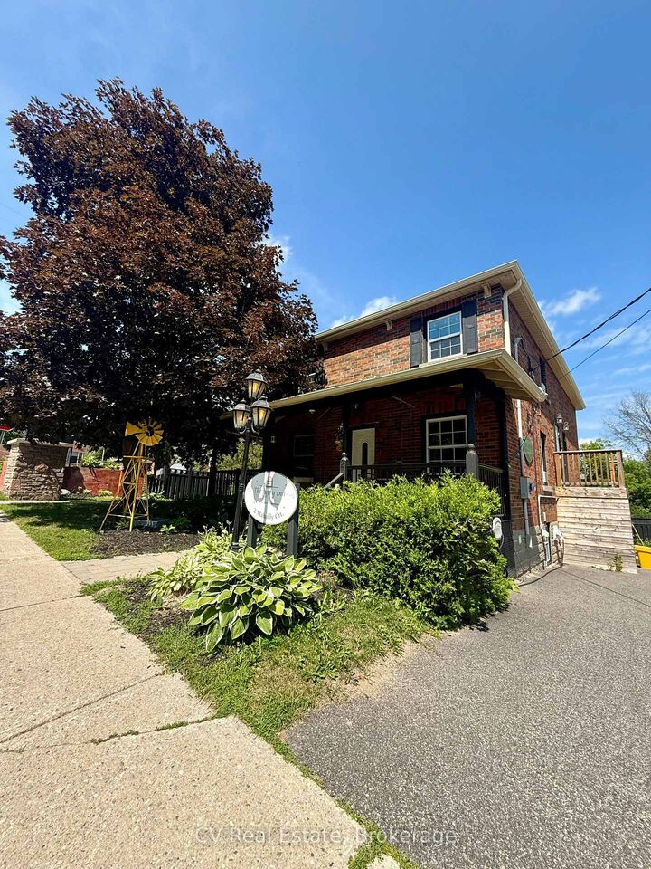 Photo de la propriété:  2 Mahaffy Court 156  ON P1L 2A6 