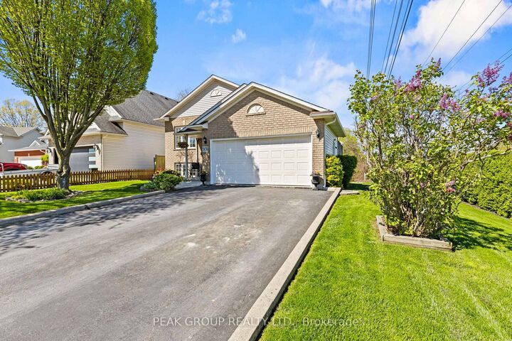Property Photo: 7876 Charnwood Avenue ON L2H 3E2