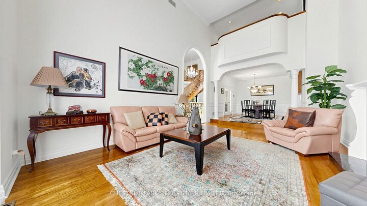 Property Photo: 492 Ruth Avenue ON M2M 2J3