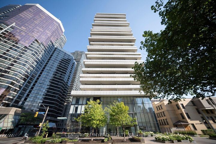 Property Photo: 57 St. Joseph Street 417 ON M5S 0C5