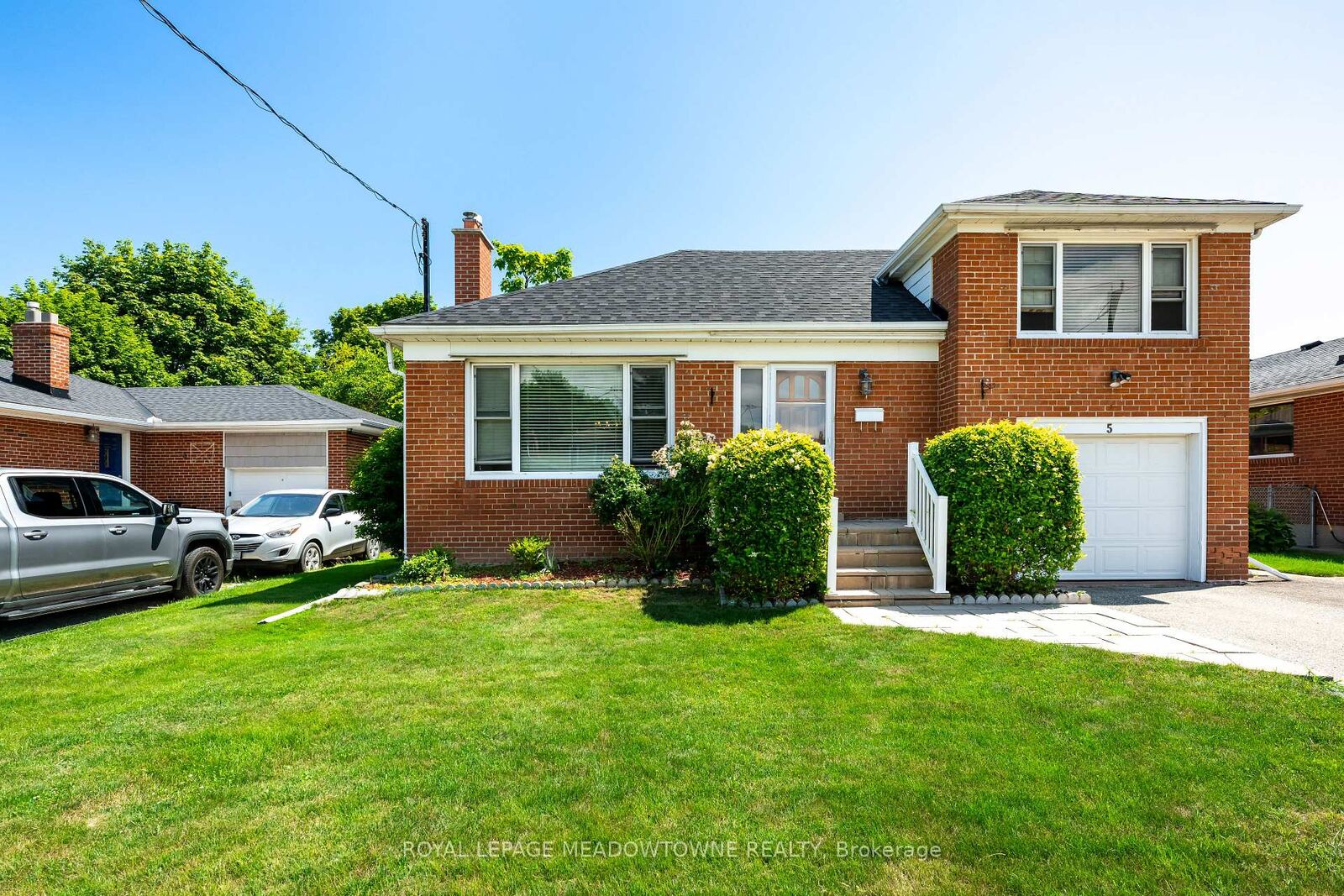 Property Photo: 5 Boreal Road ON M9C 2E9