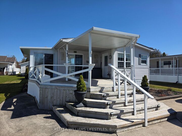 Property Photo: 142 Sandbagger Crescent ON N0M 1G0