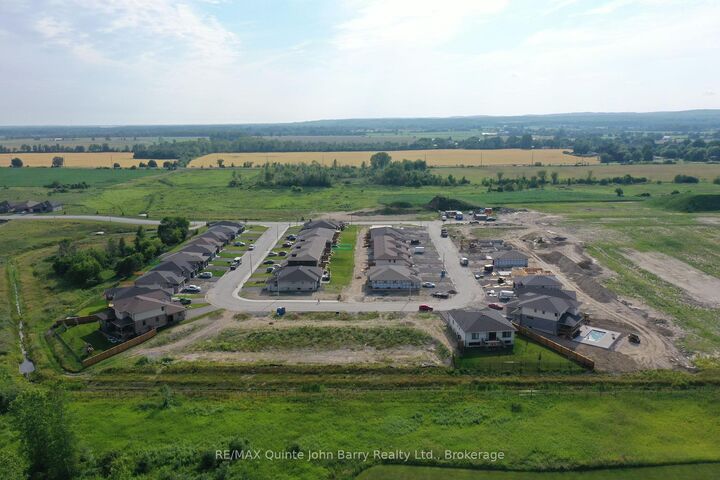 Property Photo: 30 Parkland Circle Lot 15 ON K8V 0R3