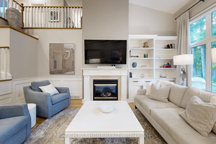 Property Photo: 9 Arlington Way ON L3T 7W9