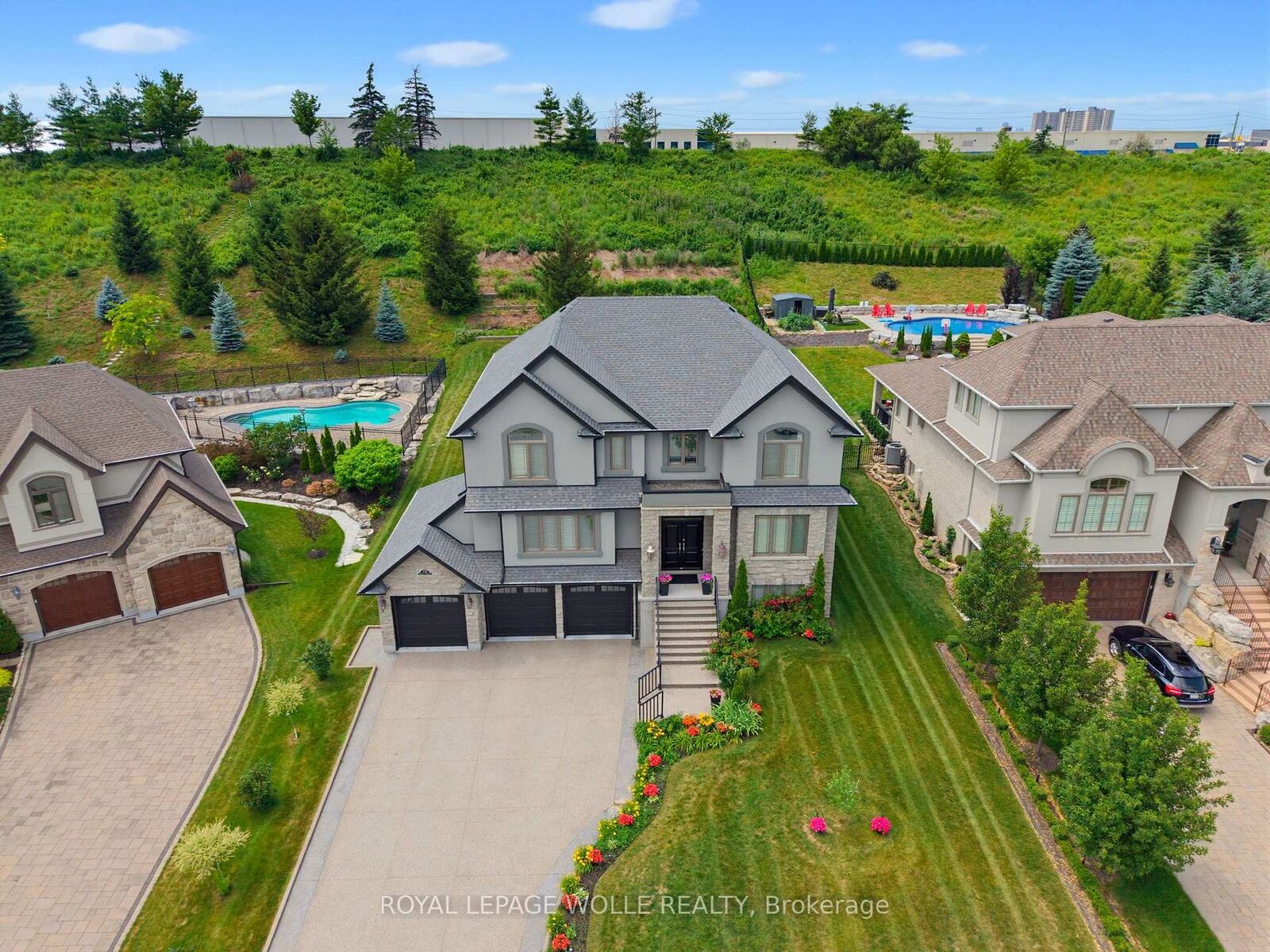 Property Photo: 38 River Valley Drive ON N2C 2V6