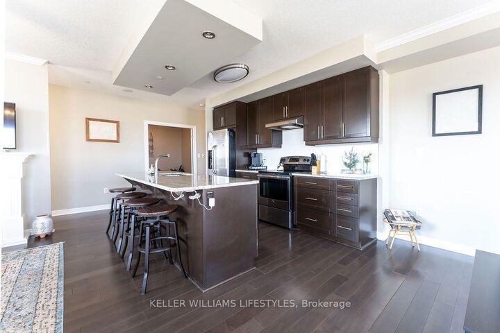 Property Photo: 330 Ridout Street N 804 ON N6A 0A7
