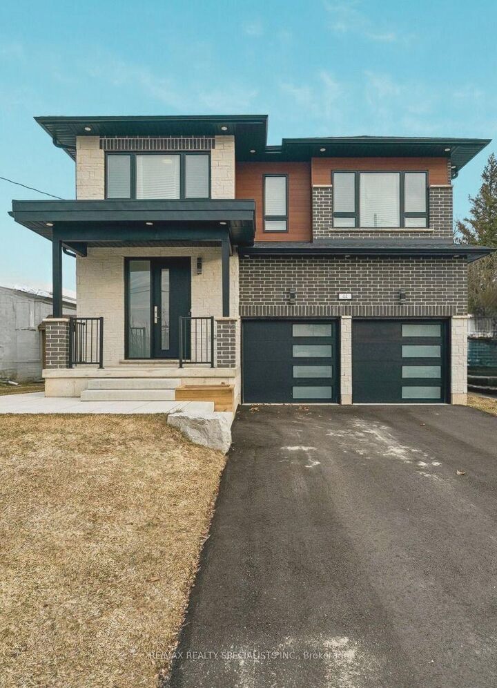 Property Photo:  44 Albert Street W  ON L9R 1H2 