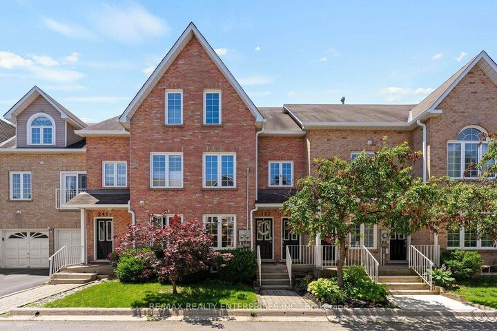 2055 Walkers Line 117 — photo 1