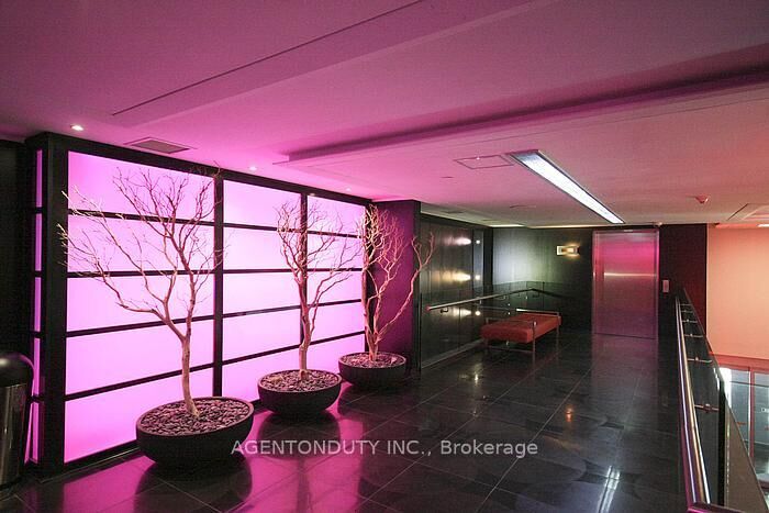 Property Photo:  210 Victoria Street 4009  ON M5B 2R3 