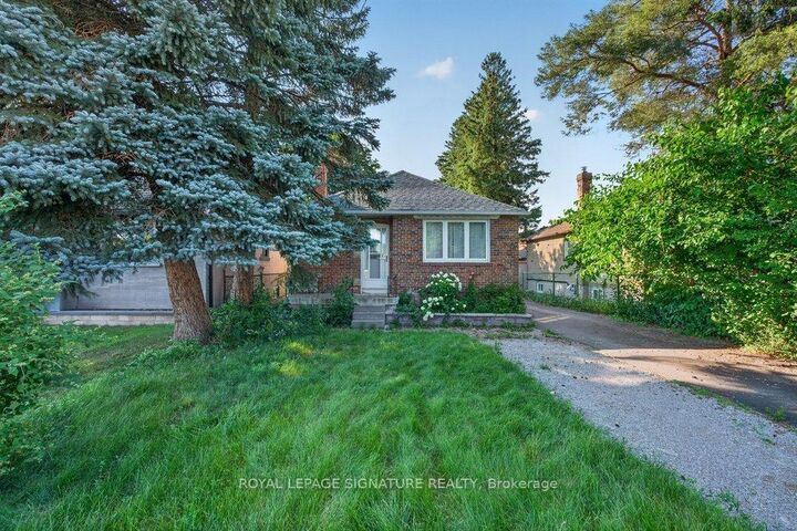 Property Photo:  20 Bayard Avenue Main  ON M1R 4A3 