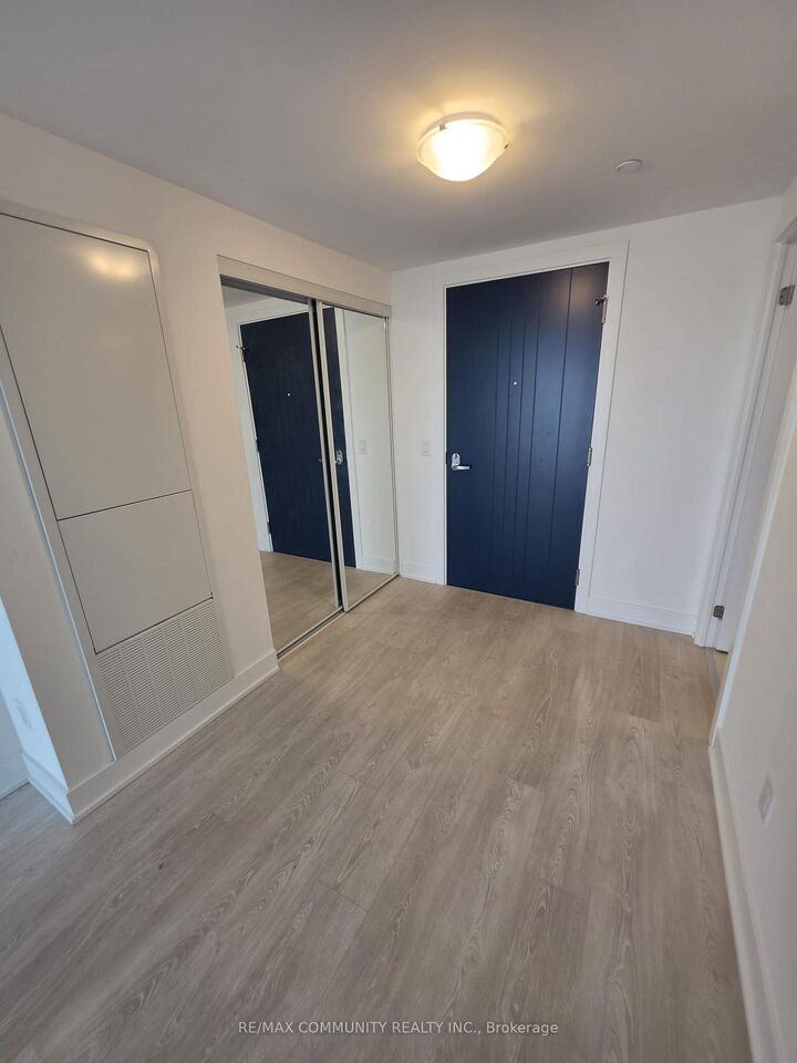 Property Photo: 2545 Simcoe Street N 2120 ON L1L 0W3