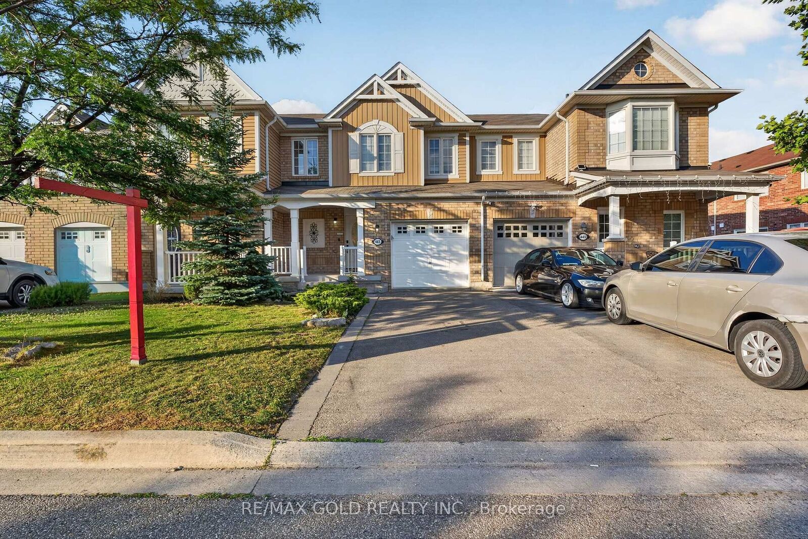 Property Photo:  443 Cavanagh Lane  ON L9T 8G6 