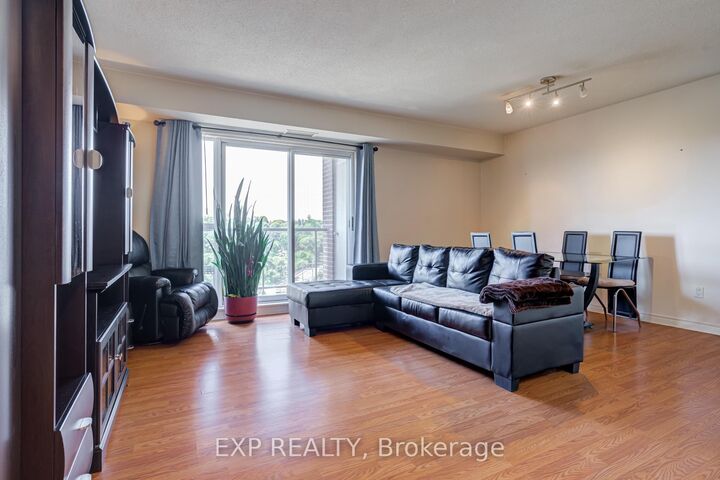Property Photo: 2088 Lawrence Avenue W 707 ON M9N 3Z9