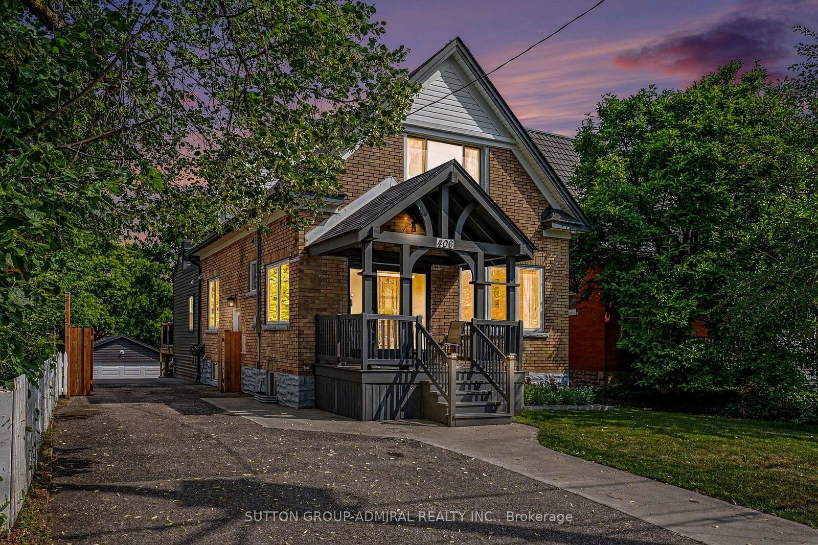 Property Photo: 406 Stirling Avenue S ON N2M 3H9