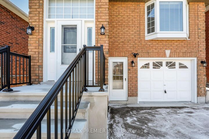 Property Photo: 45 Roughley Street ON L3Z 3B3