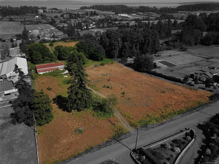 Property Photo:  6275 Old East Rd  BC V8Y 1R7 