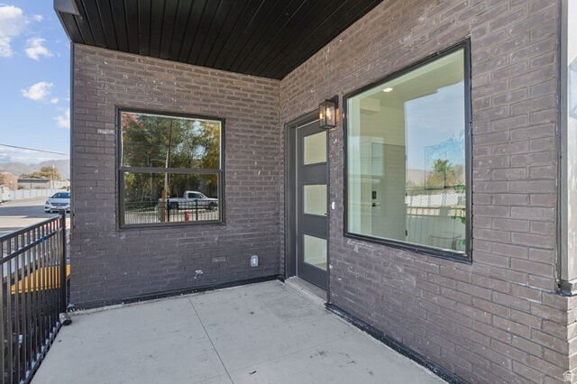 Property Photo:  320 E Jessica View Ln S 10  UT 84115 
