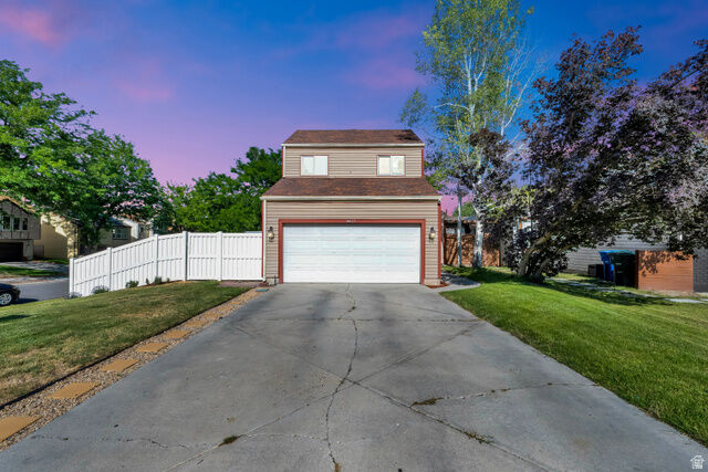 Property Photo: 4417 S Dunraven Dr UT 84119