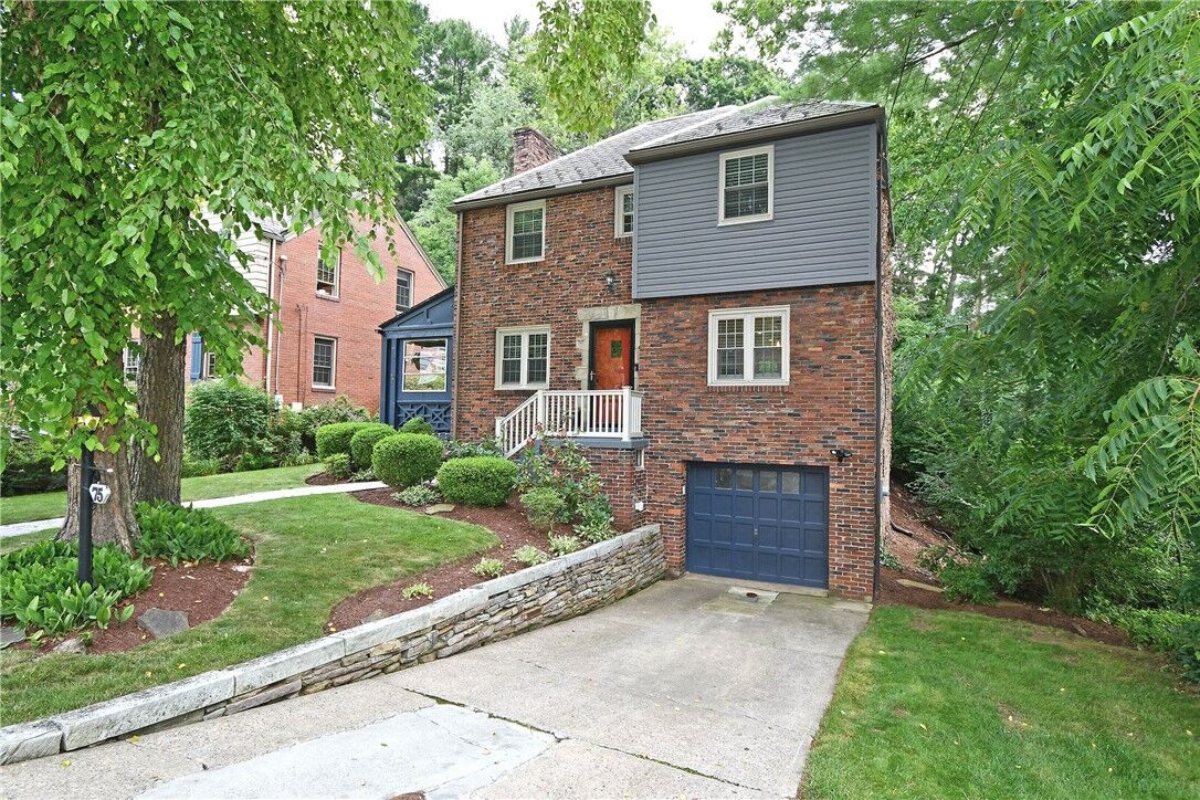 Property Photo: 75 Iroquois Dr PA 15228
