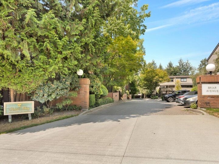 2140 Briar Avenue 206 — photo 1