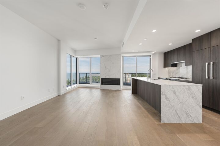 Property Photo: 1475 Foster Street 1401 BC V4B 0C9