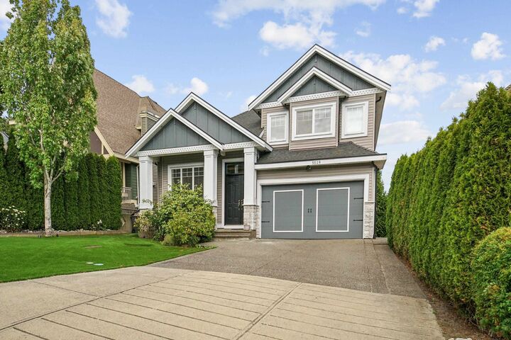 5528 189A Street — photo 1