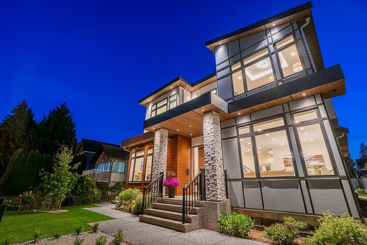 1111 Dublin Street — photo 1