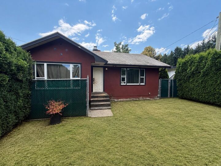 33474 Hawthorne Avenue — photo 1