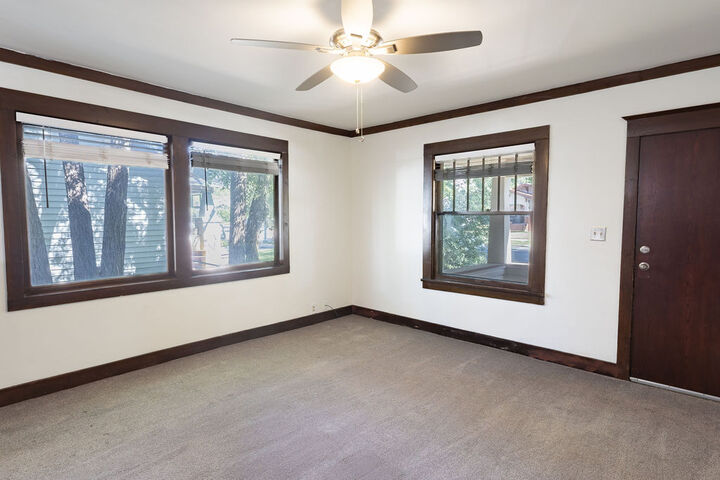 Property Photo:  113/115 Alderson Avenue  MT 59101 