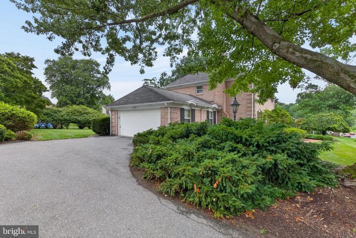 Property Photo: 1108 Mill Mar Road PA 17601
