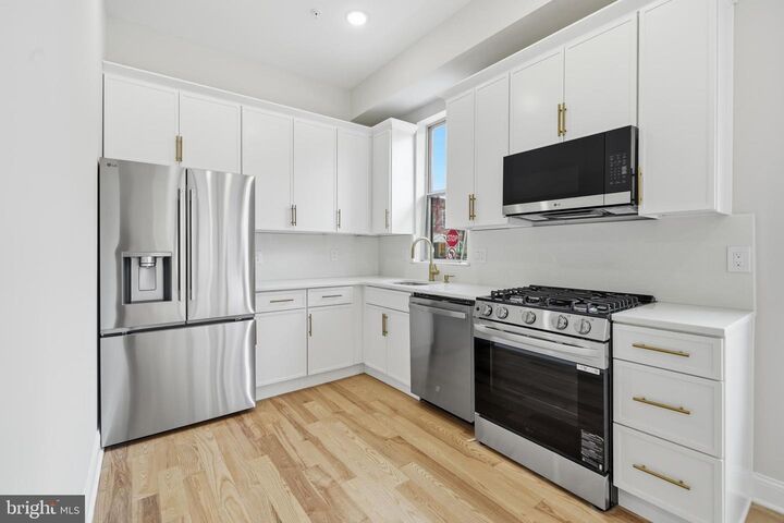 Property Photo:  1831 S 22nd Street B  PA 19145 