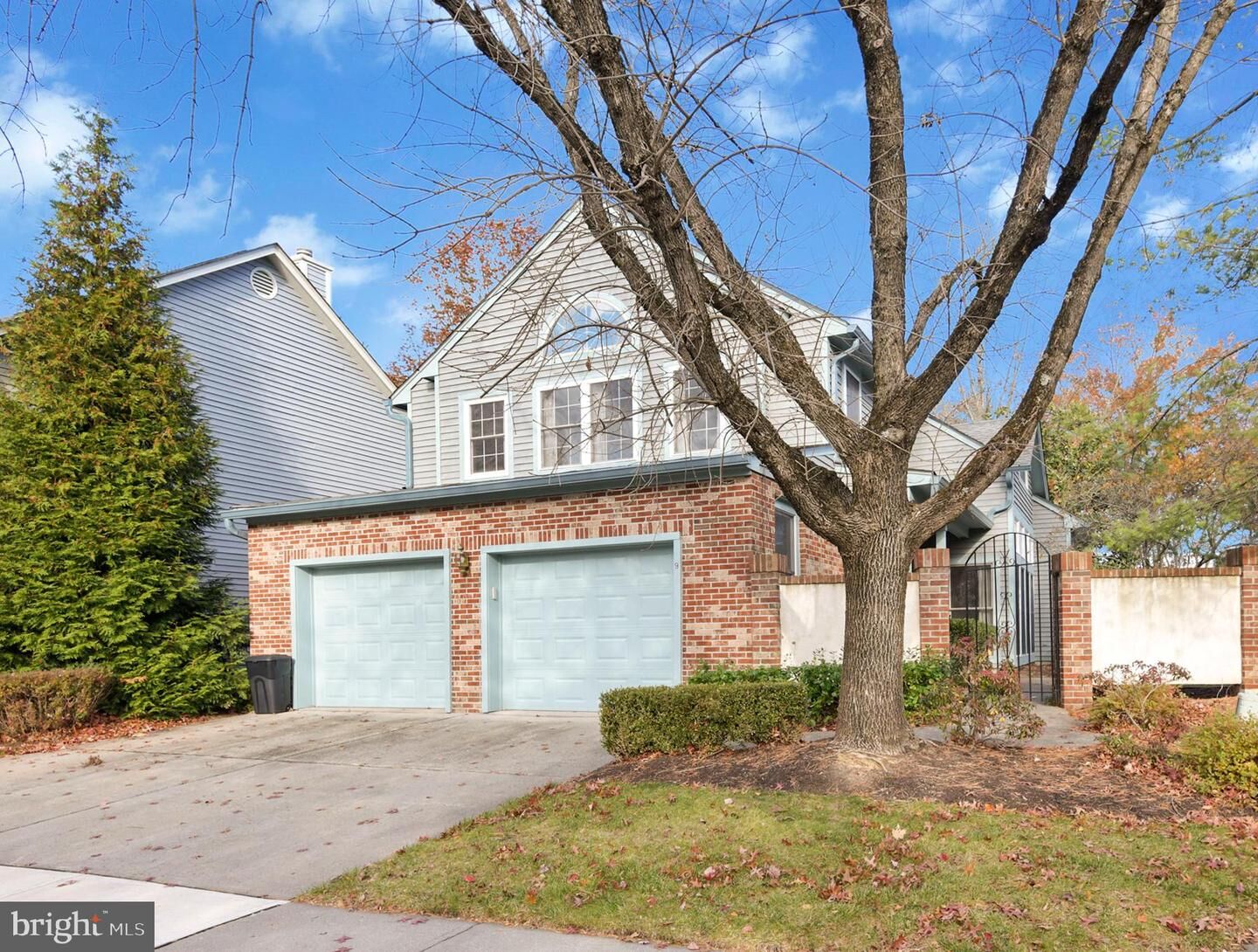 Property Photo: 9 Thorngate Court NJ 08540