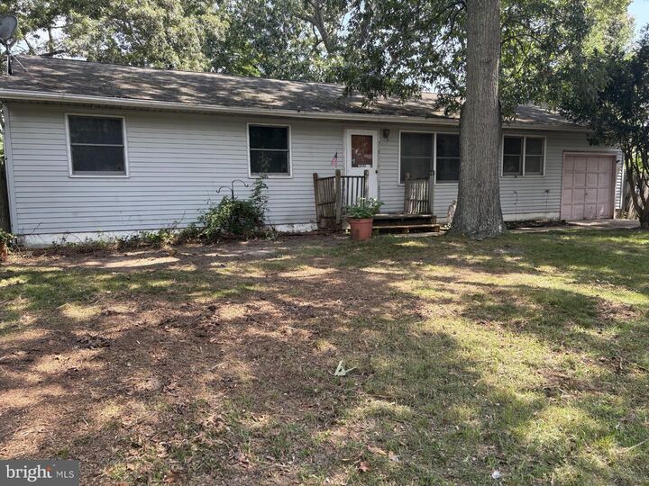 Property Photo:  318 Laurel Boulevard  NJ 08734 