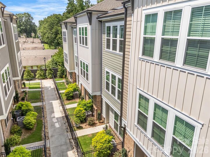 Property Photo:  3213 Zenith Lane  NC 28205 