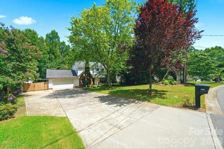 Property Photo:  5226 Rockwood Road  NC 28216 
