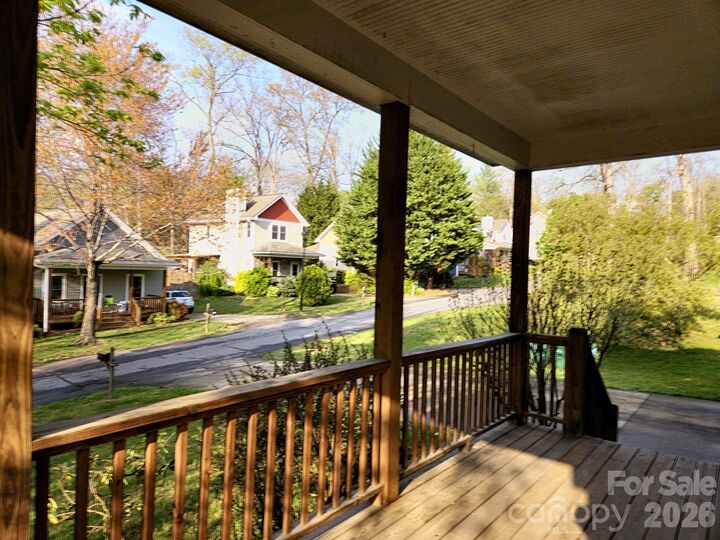 Property Photo:  17 Lamar Avenue  NC 28803 