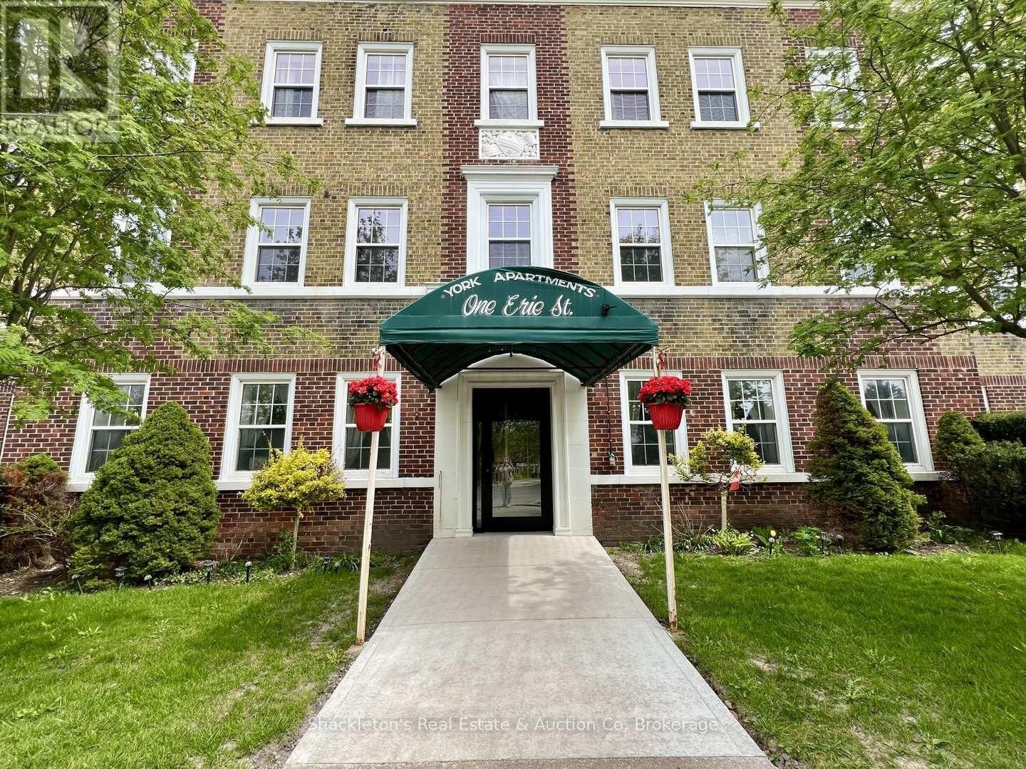 Property Photo:  1 Erie Street 206  ON N5A 2M3 